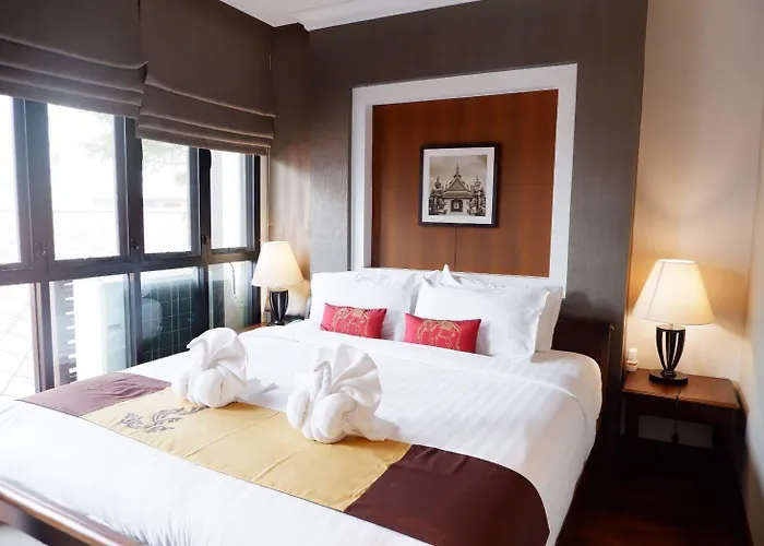 Yotaka Hotel