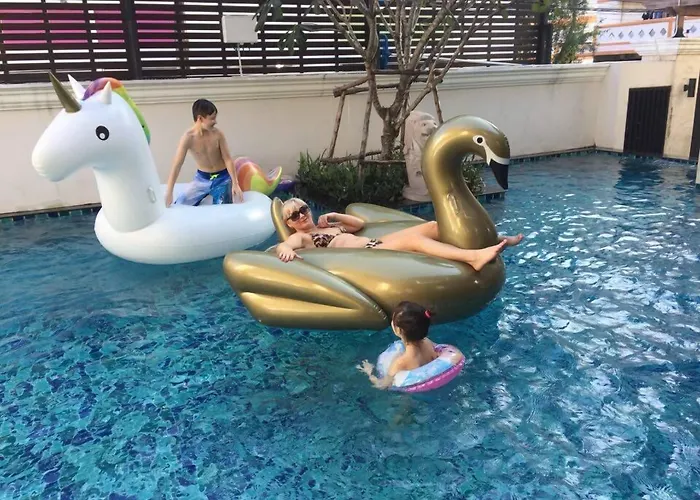 Yotaka Hotel