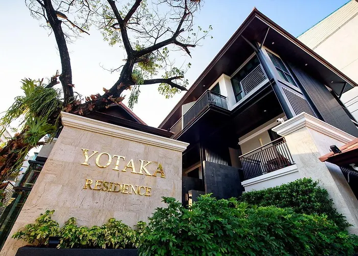 Hotel Yotaka 3*